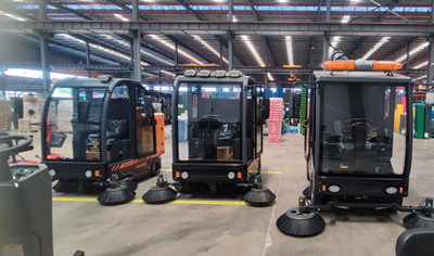 榮事達掃地車 榮事達掃地車.jpg